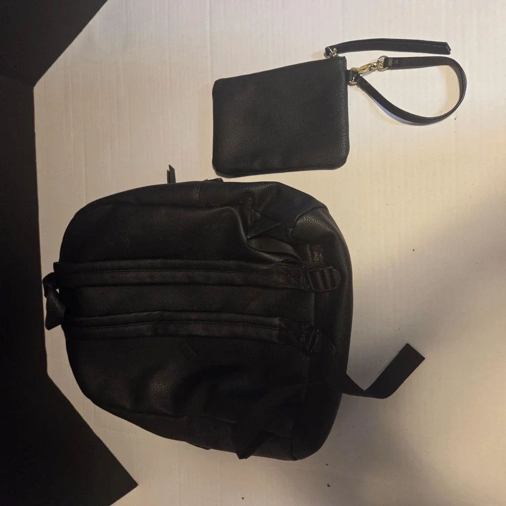 STEVE MADDEN Black Pebbled Faux-Leather Backpack Set